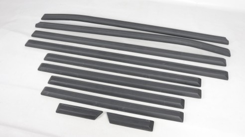 Fiberglass solid side mouldings for Mercedes-Benz W463 G-Class