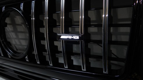 AMG Style WHITE Front Grille Badge Led Illuminated Logo for Mercedes-Benz cars