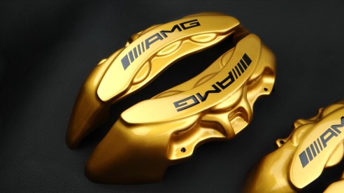 Mercedes AMG caliper covers carbon yellow