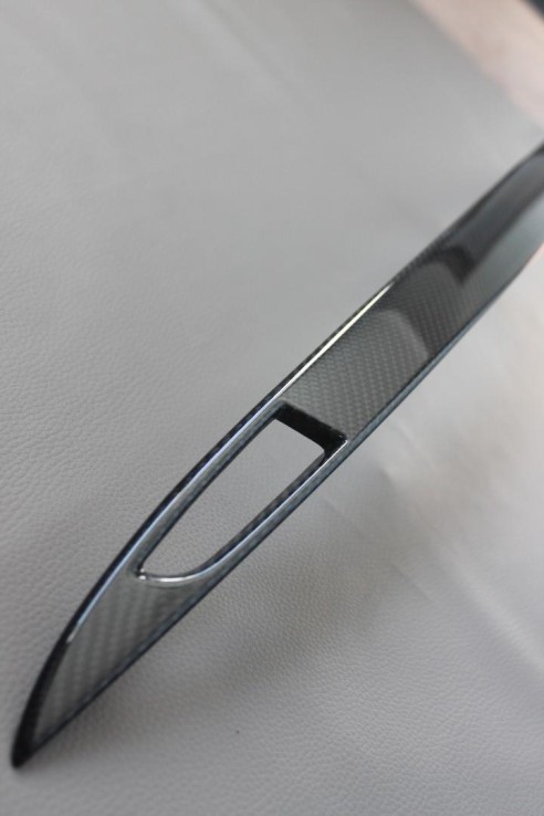 Tesla Modes S Carbon Trunk Trim