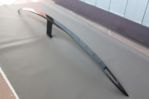 Tesla Modes S Carbon Trunk Trim