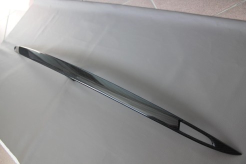 Tesla Modes S Carbon Trunk Trim