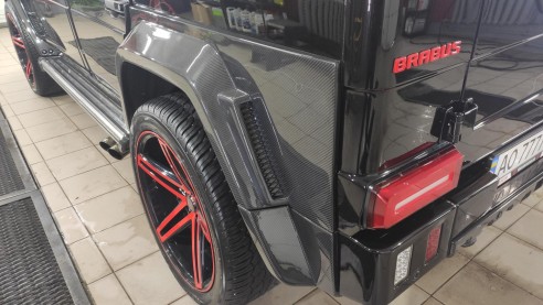 Brabus Carbon Widestar body kit (side panels) for Mercedes-Benz G-Class W463 (23 elements)