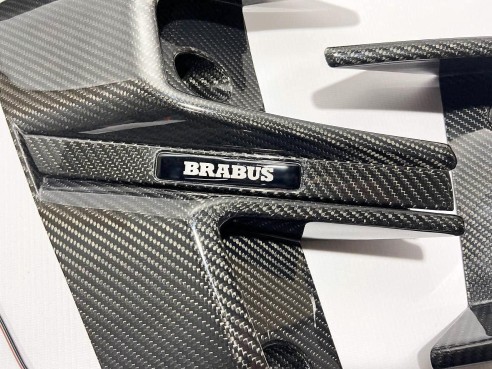 Brabus Widestar body kit with carbon inserts for Mercedes-Benz W463A G-Class