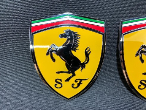 for Ferrari 360 Modena Yellow side pillar Metallic Emblems Badges set 65921900