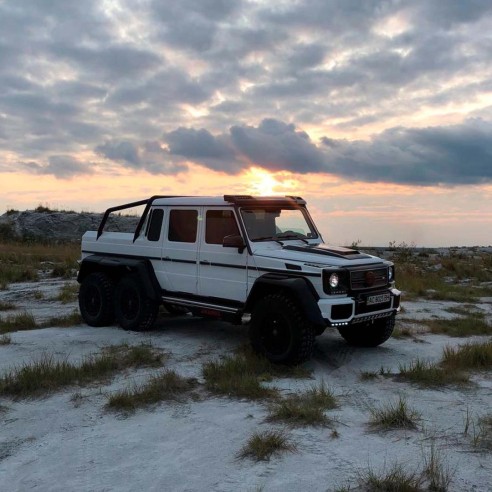 Mercedes Benz W463 6x6 G500