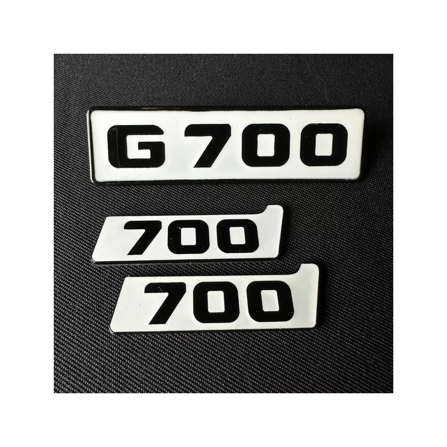 Metallic White Emblems for Mercedes-Benz G700 front grille Brabus BITURBO 700 Side Plate logo badges…