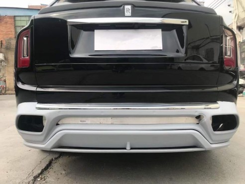 Сarbon fiber Mansory style body kit for Rolls-Royce Cullinan