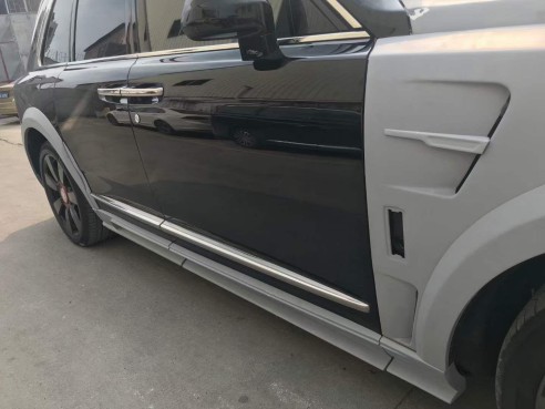 Сarbon fiber Mansory style body kit for Rolls-Royce Cullinan