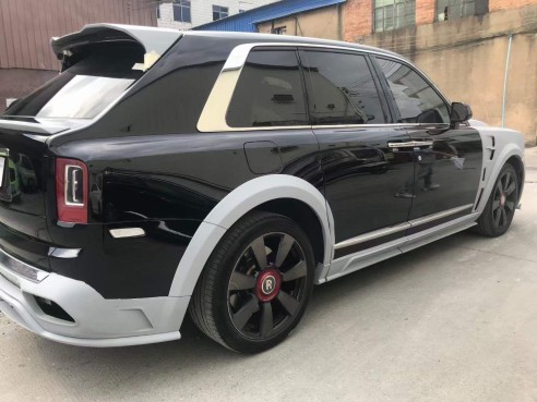 Сarbon fiber Mansory style body kit for Rolls-Royce Cullinan