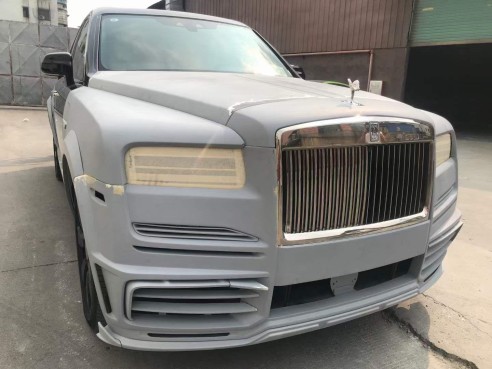 Сarbon fiber Mansory style body kit for Rolls-Royce Cullinan