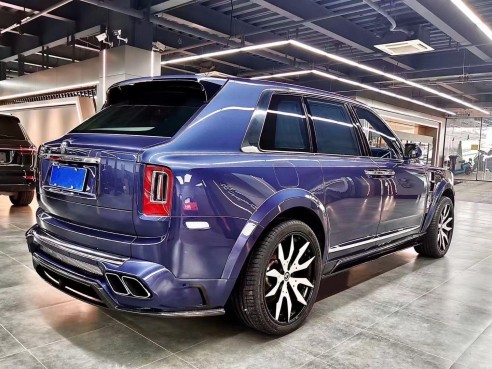 Сarbon fiber Mansory style body kit for Rolls-Royce Cullinan