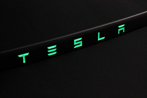 Carbon fiber rear trunk trim with LED for Tesla Modes S