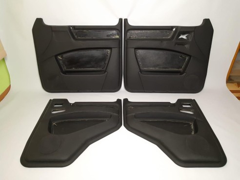 Interior door panels without lether inserts for mercedes-benz w463 g-wagon 1979 - 2001